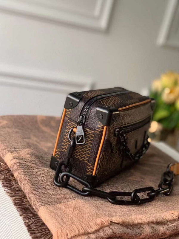 I W Fashion Lu-Vi bags - 17427