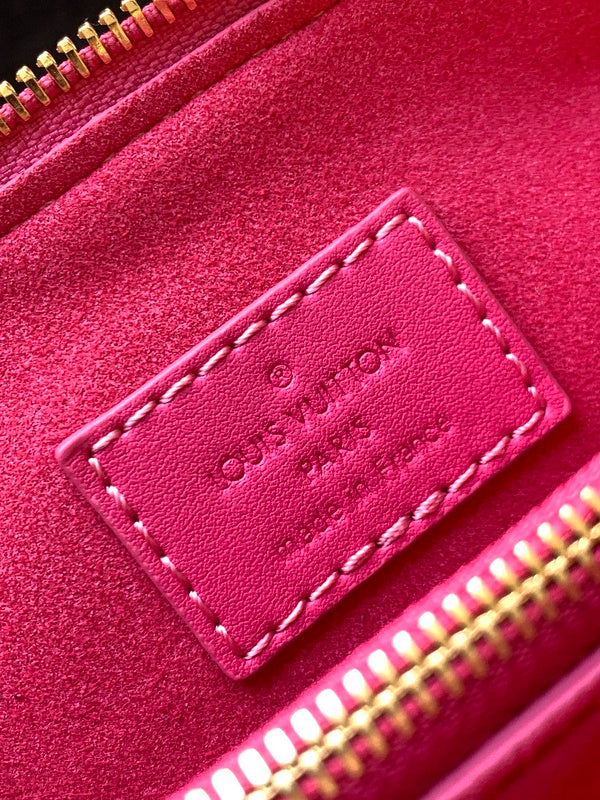I W Fashion Lu-Vi bags - 17321