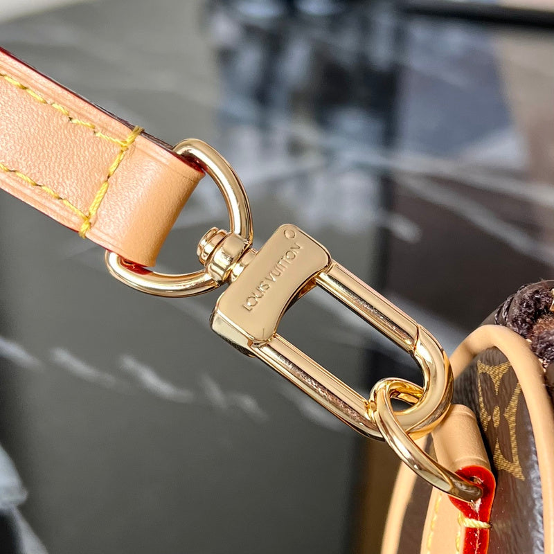 I W Fashion Lu-Vi bags - 17024