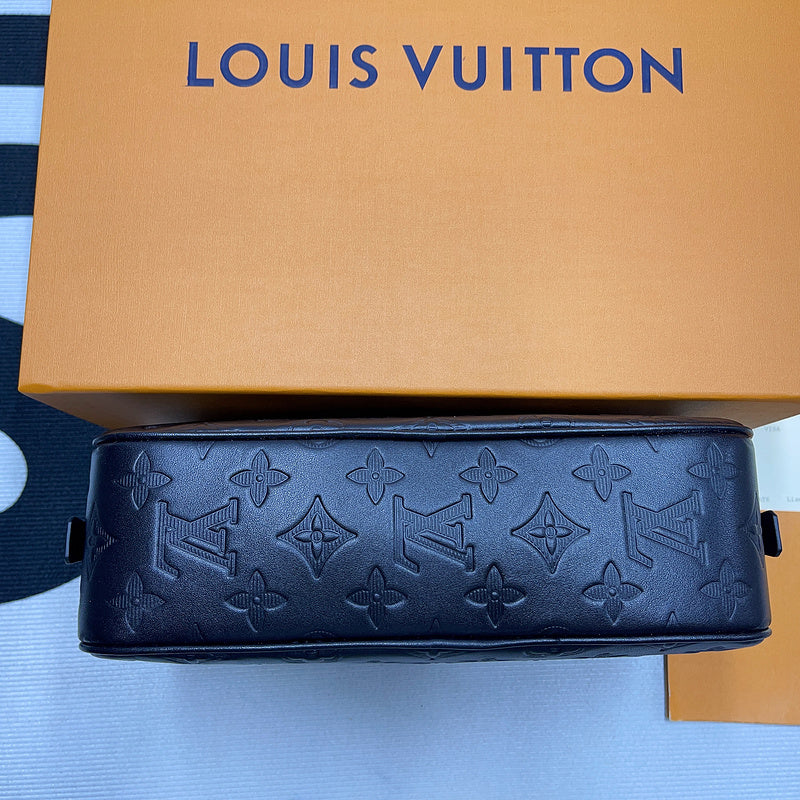 I W Fashion Lu-Vi bags - 10682
