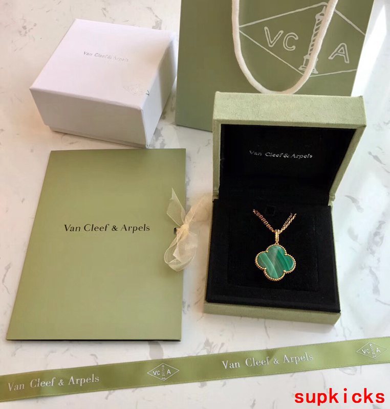 Van Cleef & Arples Jewelry