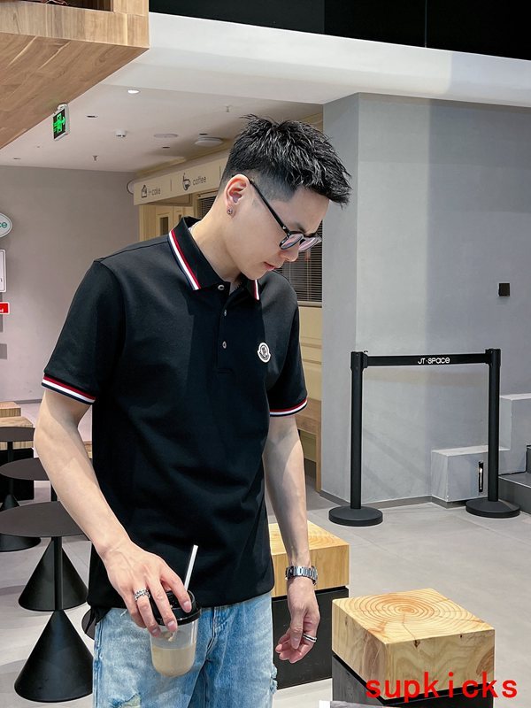 Moncler Luxury Cloth