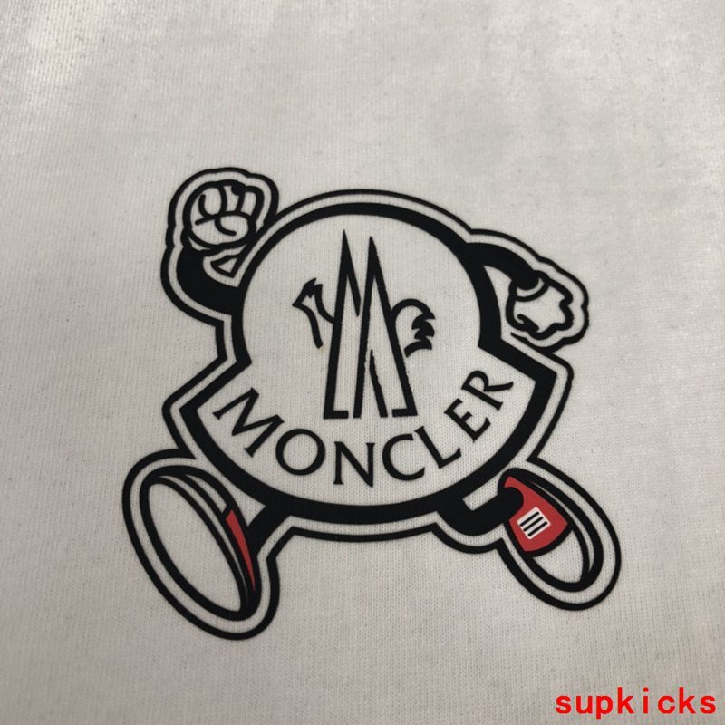 Moncler Luxury Cloth