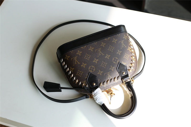I W Fashion Lu-Vi bags - 8265