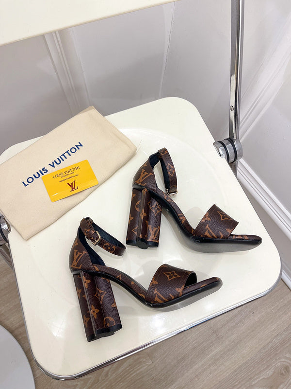 Louis Vuittion Luxury Shoes