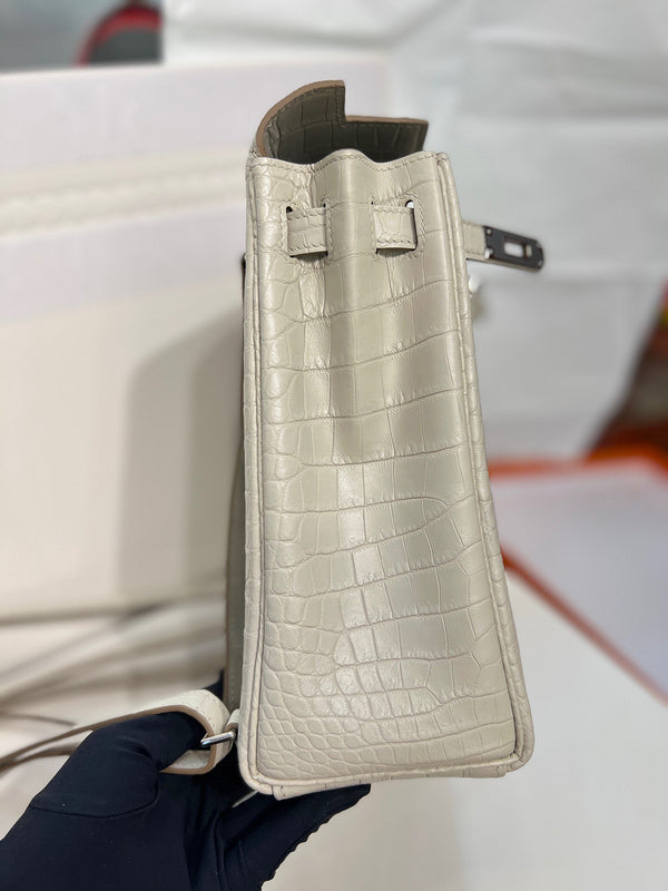 PHA - HMS Bags - 1521