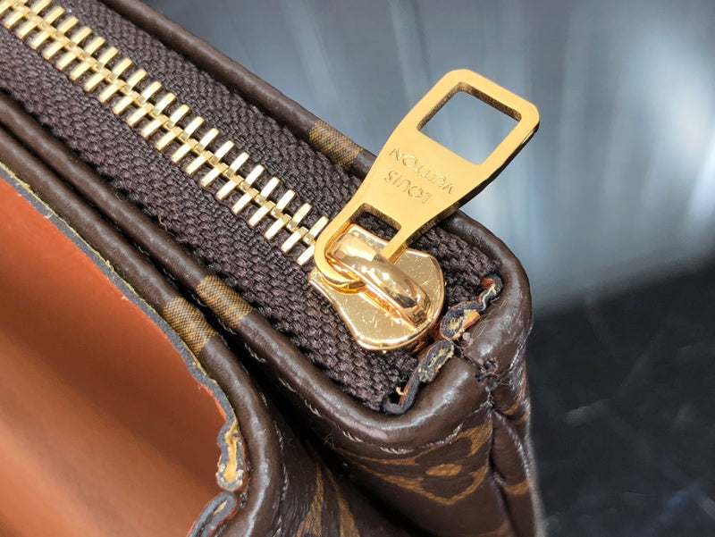 I W Fashion Lu-Vi Bags - 16720