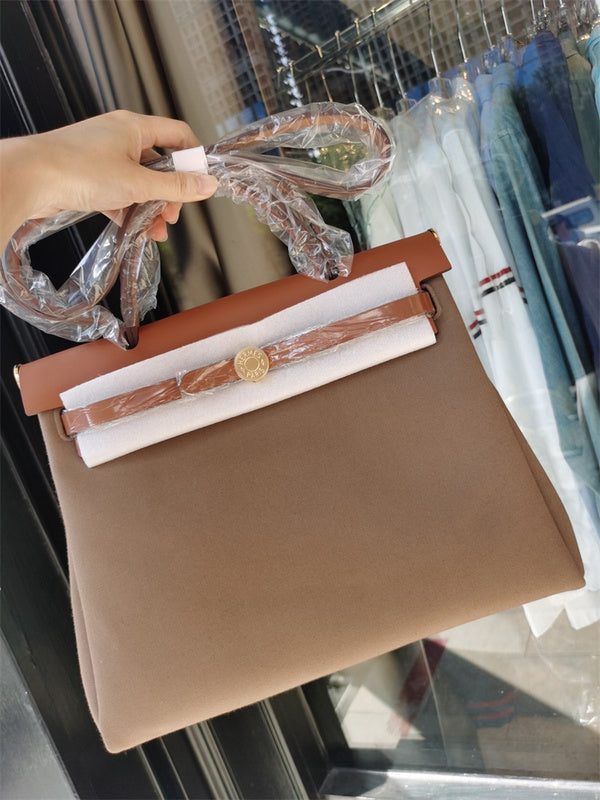PHA - HMS Bags - 820