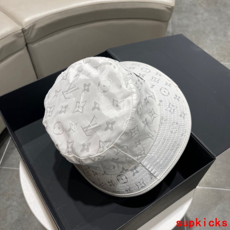 Louis Vuitton Luxury Cap