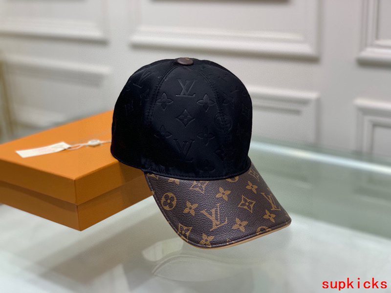 Louis Vuitton Luxury Cap