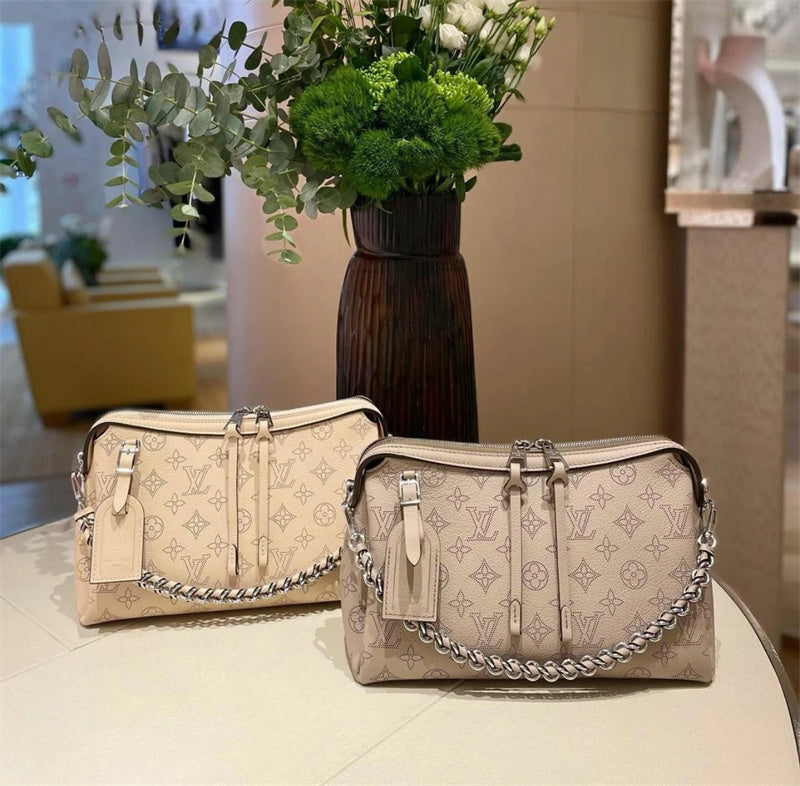 PHA - LOV Bags - 005