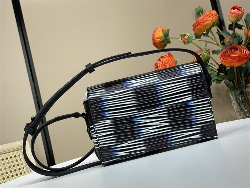 PHA - LOV Bags - 225