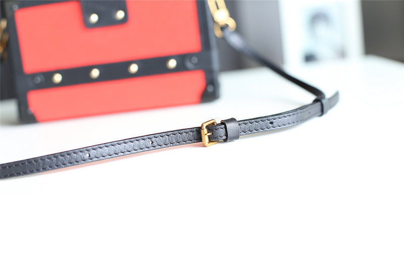 I W Fashion Lu-Vi bags - 8237