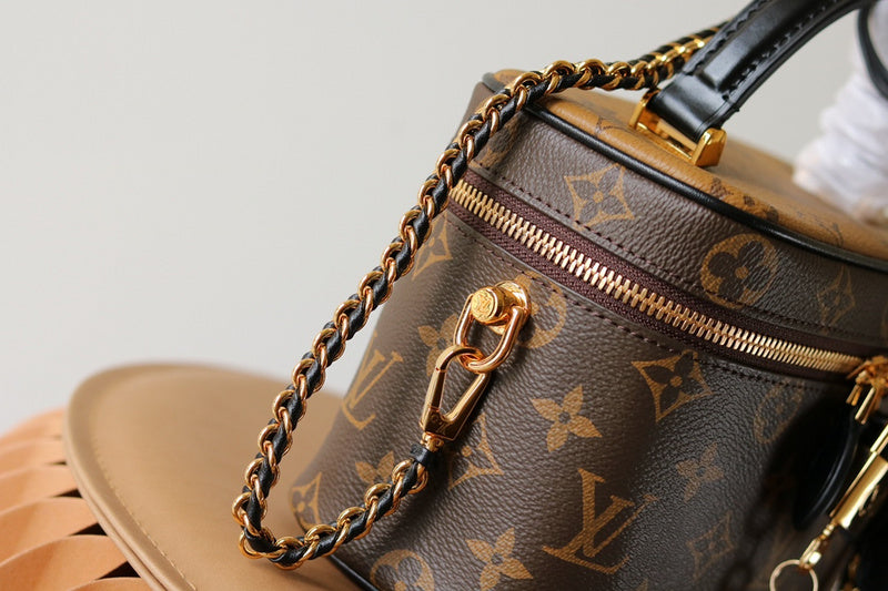 I W Fashion Lu-Vi bags - 17214