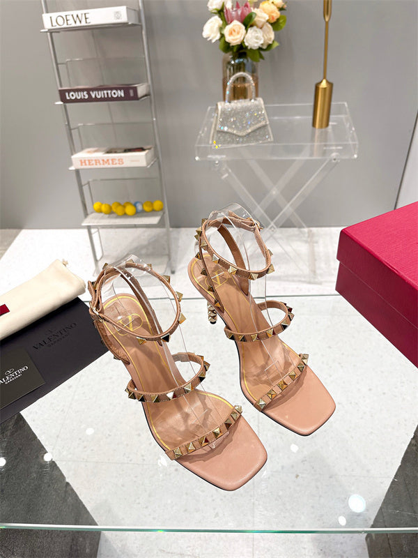 Valentino GARAVANI Luxury Shoes