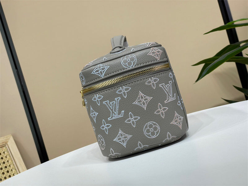PHA - LOV Bags - 407