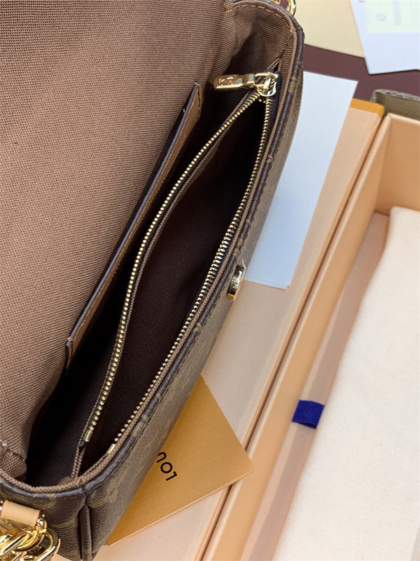 PHA - LOV Bags - 090
