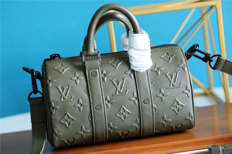 I W Fashion Lu-Vi bags - 9437