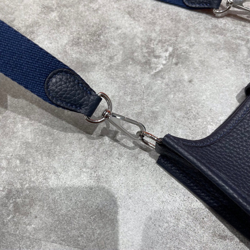 PHA - HMS Bags - 1640