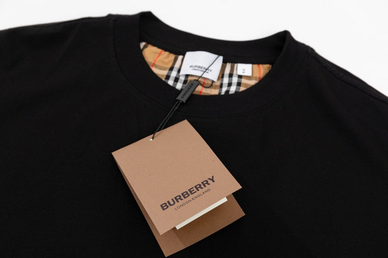 Burberry T-Shirts - 255