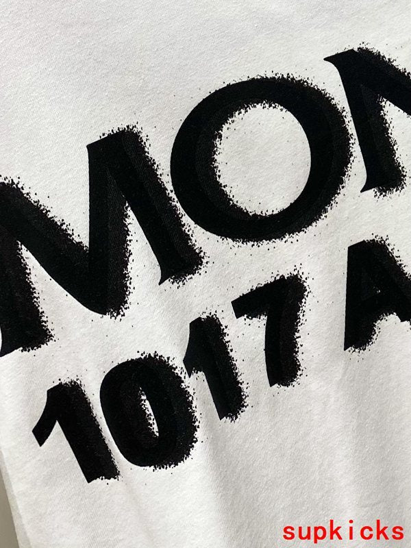 Moncler Luxury Cloth