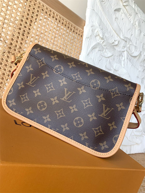 PHA - LOV Bags - 381