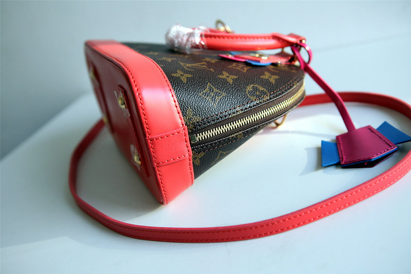 I W Fashion Lu-Vi bags - 8281