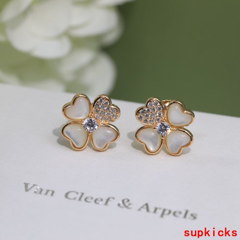Van Cleef & Arples Jewelry