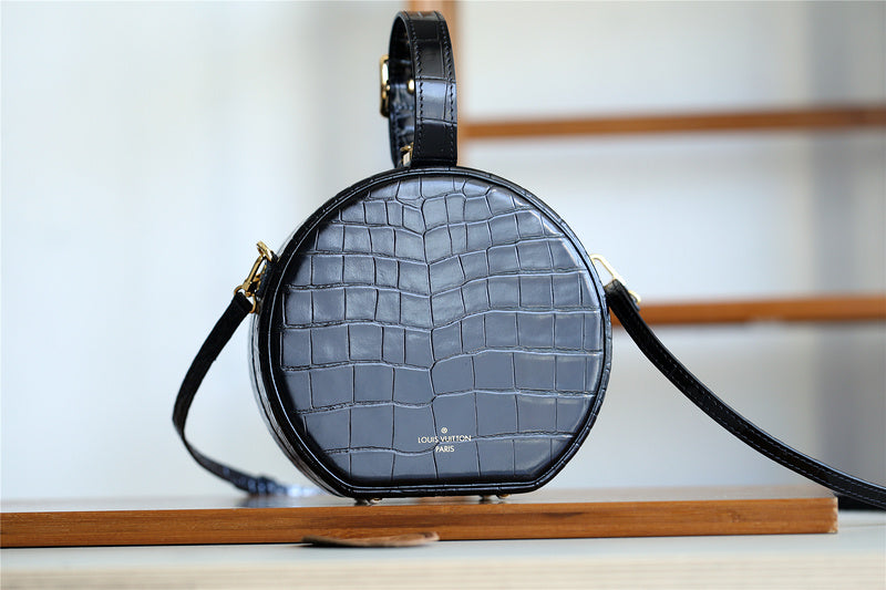 I W Fashion Lu-Vi bags - 8325