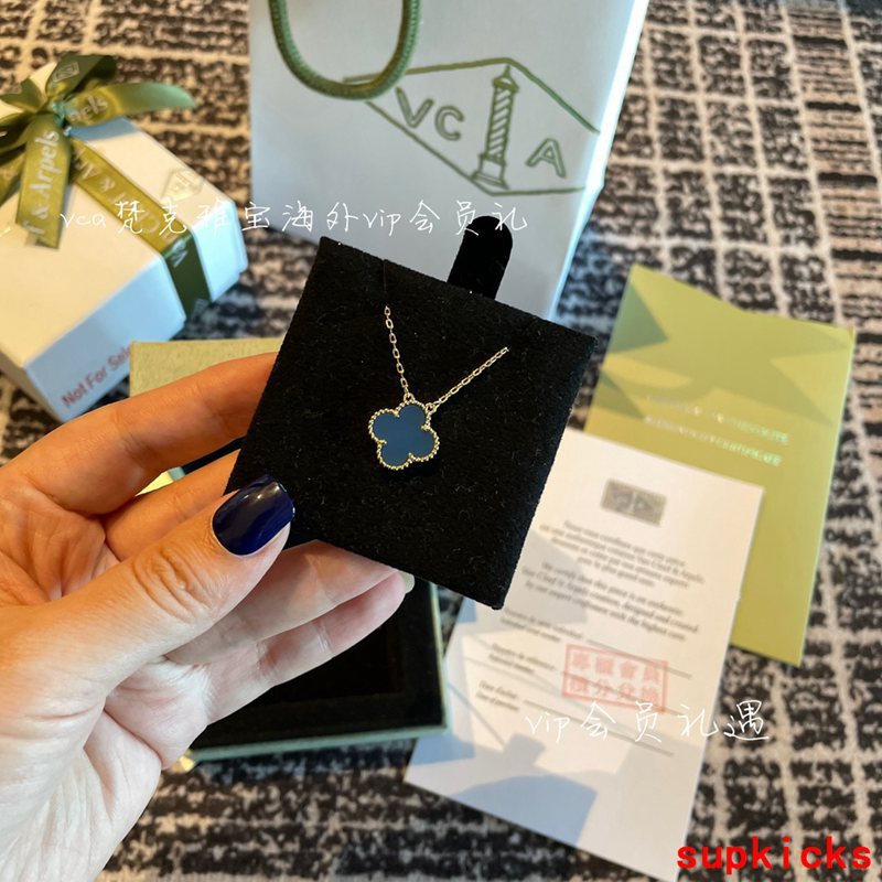 Van Cleef & Arples Jewelry