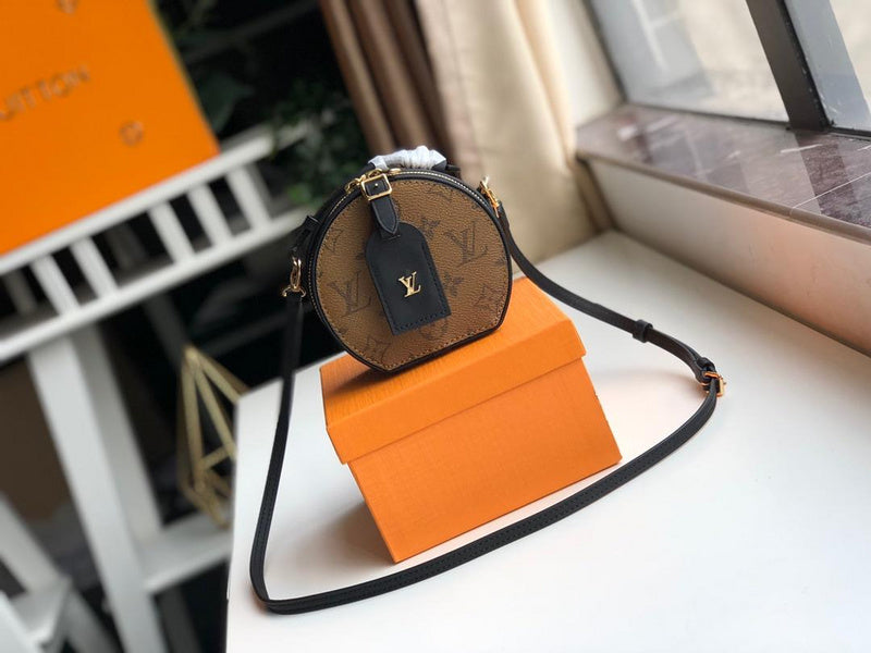 I W Fashion Lu-Vi bags - 17832