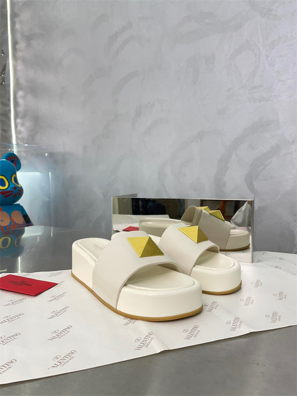 Valentino GARAVANI Luxury Shoes