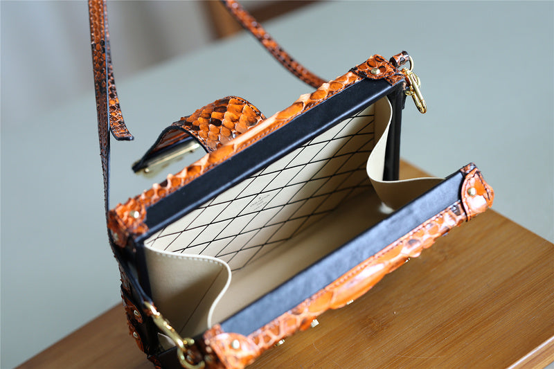 I W Fashion Lu-Vi bags - 8241
