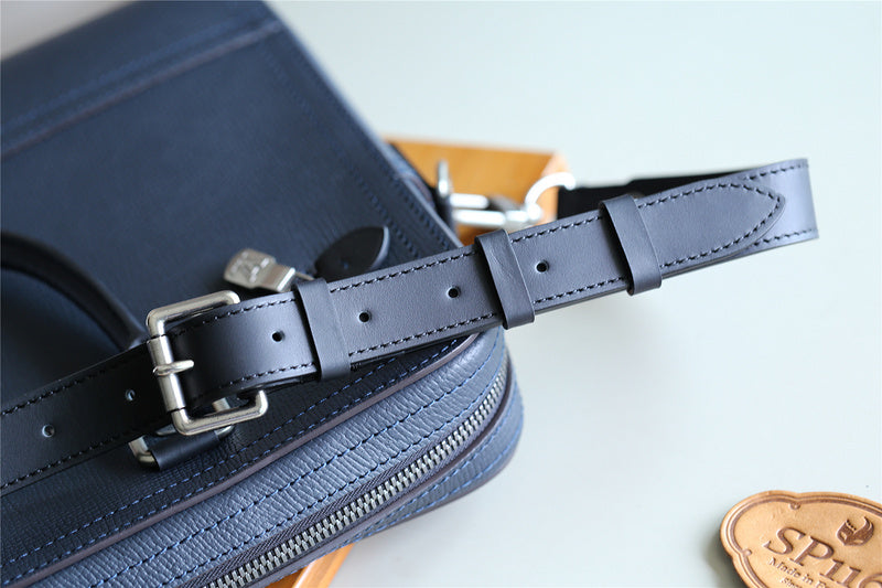I W Fashion Lu-Vi bags - 9870