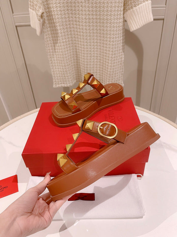Valentino GARAVANI Luxury Shoes