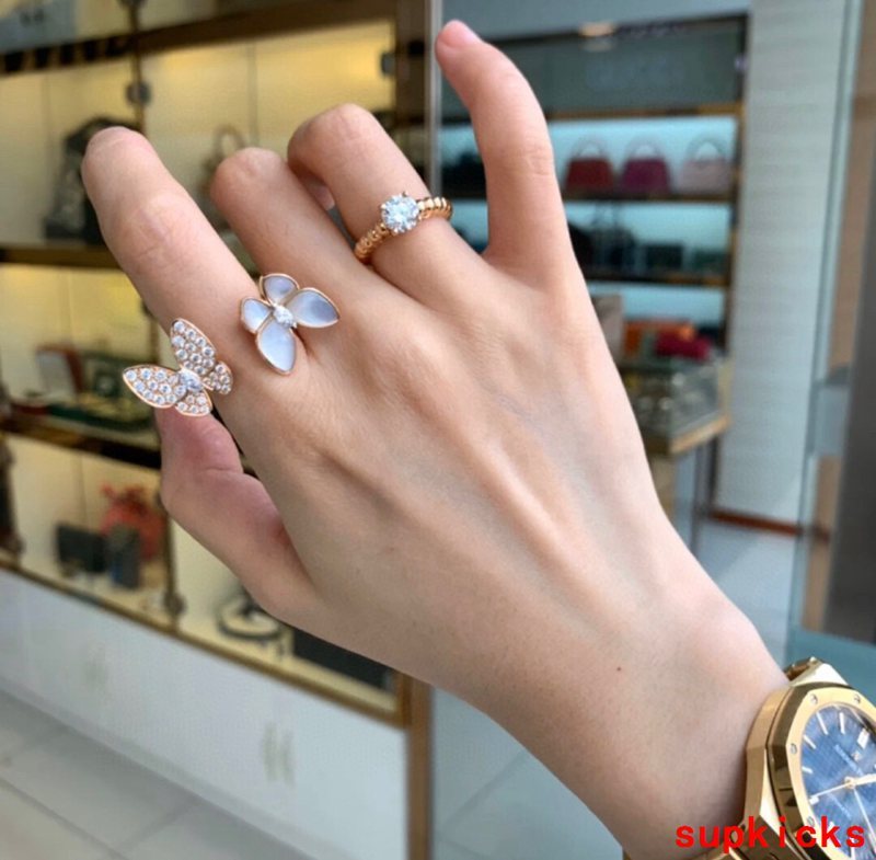Van Cleef & Arples Jewelry