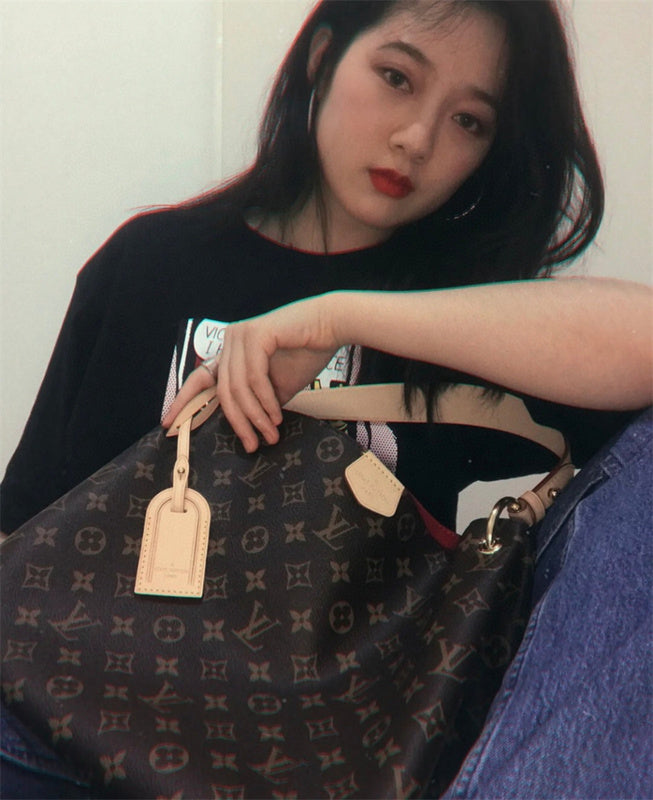 PHA - LOV Bags - 209