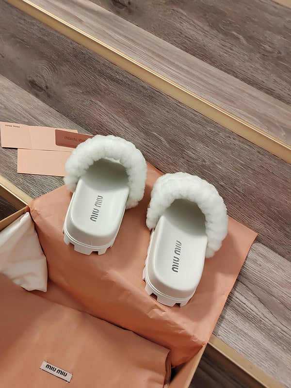 MIU MIU Luxury Shoes