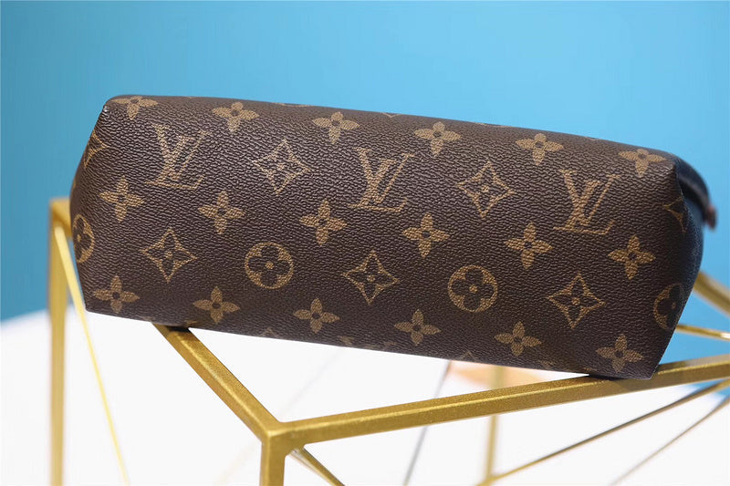 I W Fashion Lu-Vi bags - 8001