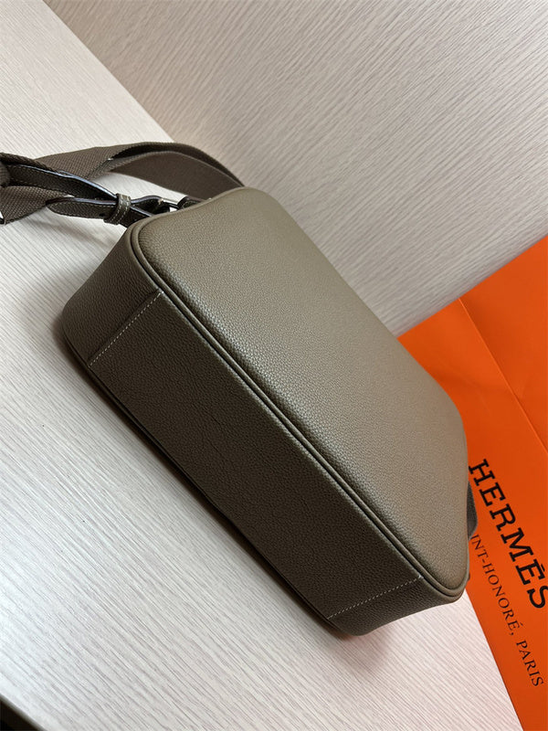 PHA - HMS Bags - 774