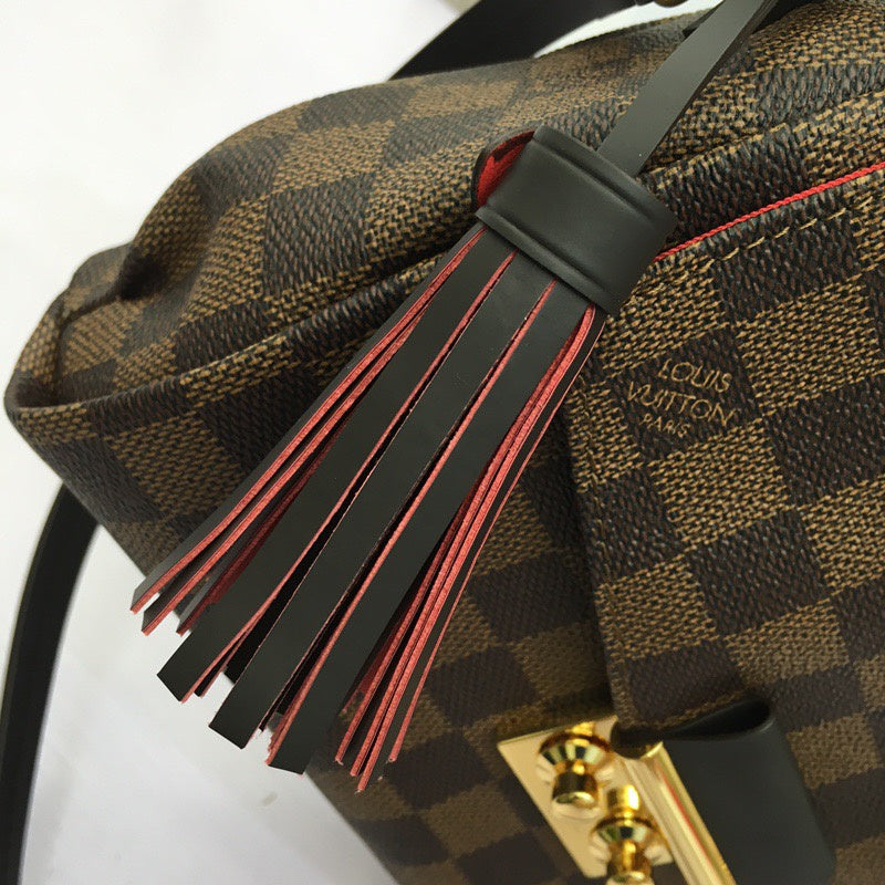 LOV2 Bags - Luxurious Bags  900