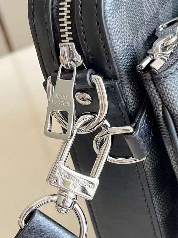LOV2 Bags - Luxurious Bags  657