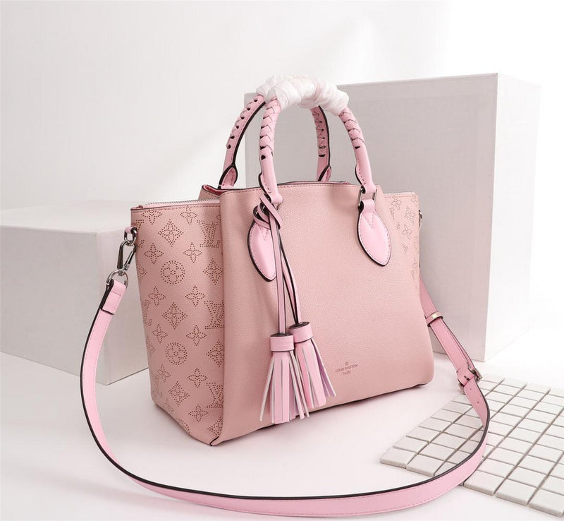 I W Fashion Lu-Vi bags - 17864