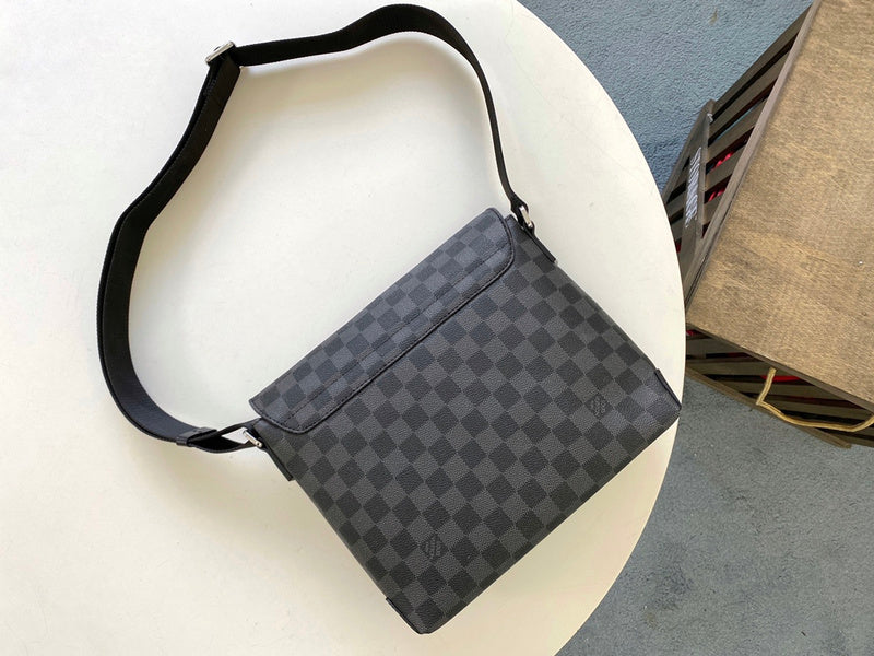 LOV2 Bags - Luxurious Bags  2705