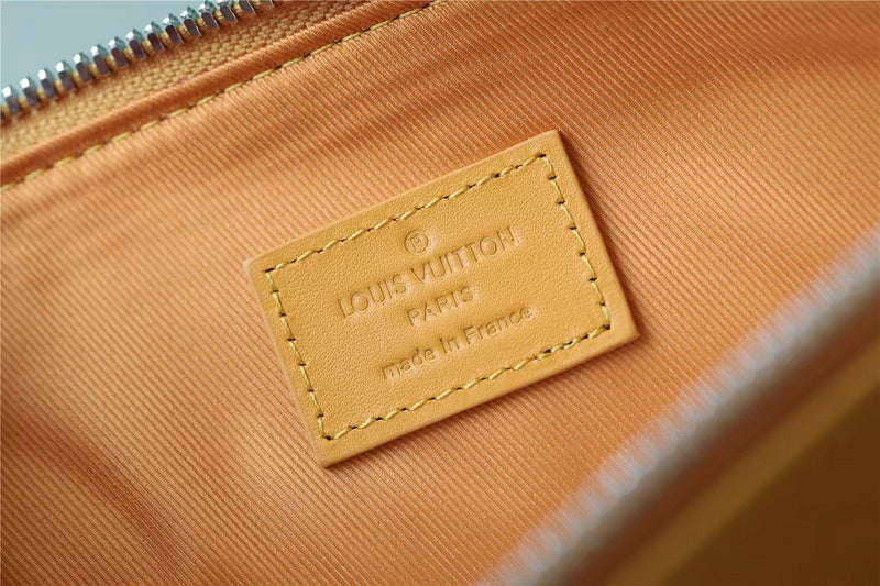 I W Fashion Lu-Vi bags - 10689
