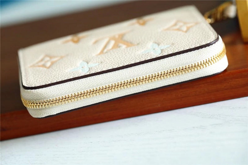 I W Fashion Lu-Vi bags - 8941