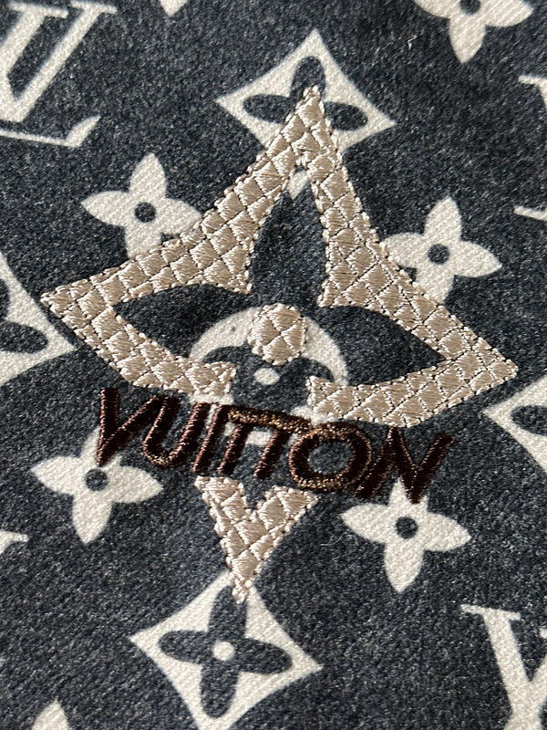 Louis Vuittion Luxury Clothes