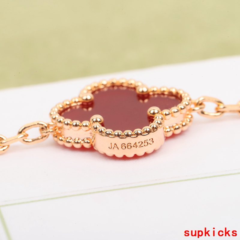 Van Cleef & Arples Jewelry