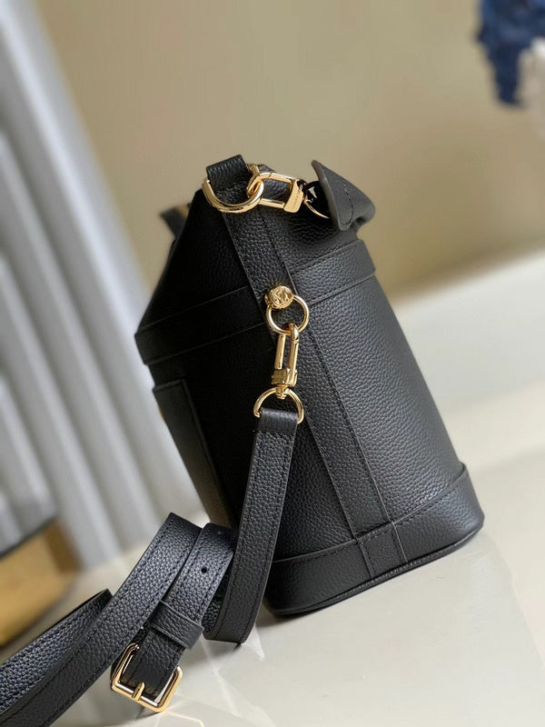 LOV2 Bags - Luxurious Bags  932