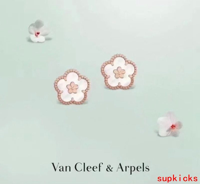 Van Cleef & Arples Jewelry